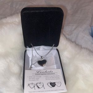 Heart Locket BRAND NEW!!